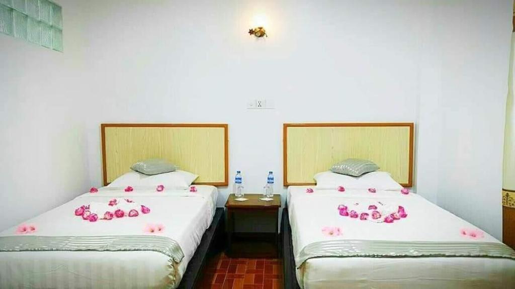 Golden Palace Hotel Hpa-an Luaran gambar